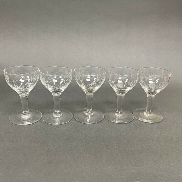 Wine Cordial Glasses Clear Glass Etched Flowers Stemmed 3 7/8" High Lot of 5 - Picture 1 of 6